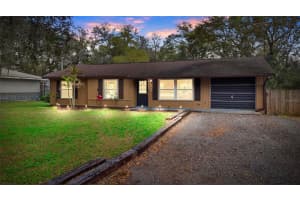 637 PRATT STREET, DELAND, FL 32720 Sold 04/23/25