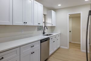 427 COLORADO AVENUE, DELAND, FL 32724 Sold 04/10/25