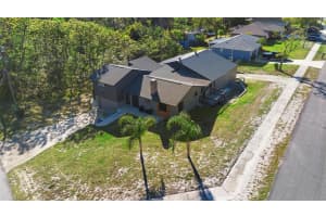 1572 DARLINGTON AVENUE, DELTONA, FL 32725 - MLS#MFRV4941472