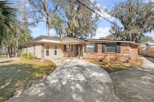 7653 Rolling Hills Dr, JACKSONVILLE