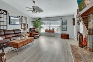 725 BRIARCREST DRIVE, ORANGE CITY, FL 32763 Sold 06/16/25