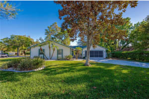 912 Tree Garden Dr, PORT ORANGE