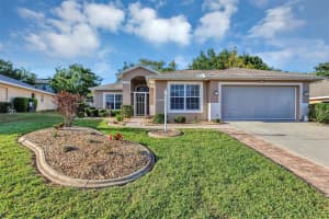 5305 INDIAN OCEAN LOOP, TAVARES, FL 32778 - MLS#MFRV4941959