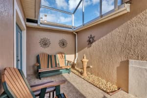 5305 INDIAN OCEAN LOOP, TAVARES, FL 32778 - MLS#MFRV4941959