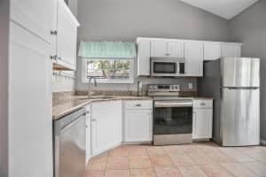 2596 LANCASTER COURT, APOPKA, FL 32703 Sold 05/22/25