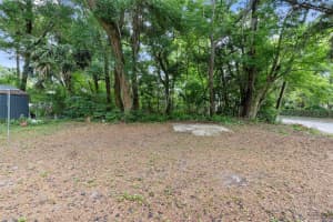 211 DELAWARE AVENUE, DELAND, FL 32720 Sold 09/22/25