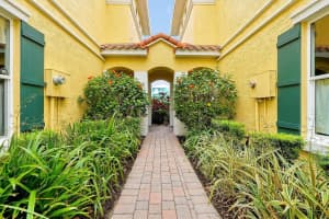 2982 ATLANTIC AVENUE, NEW SMYRNA BEACH, FL 32169 - MLS#MFRV4942028