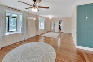 310 MAIN STREET, ENTERPRISE, FL 32725 Sold 05/09/25