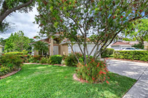 38 LAKE WALDEN TRAIL, ORMOND BEACH, FL 32174 Sold 07/07/25