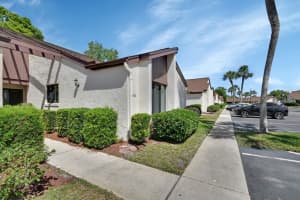 101 GRAND PLAZA DRIVE, ORANGE CITY, FL 32763 Sold 08/08/25