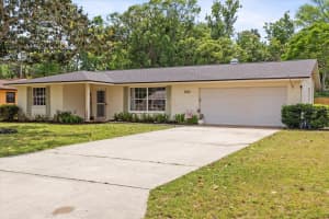 736 LINDENWOOD CIRCLE, ORMOND BEACH, FL 32174 - MLS#MFRV4942246