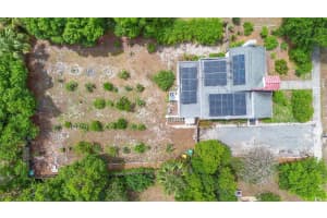 333 KENTUCKY AVENUE, DELAND, FL 32724 Sold 07/23/25