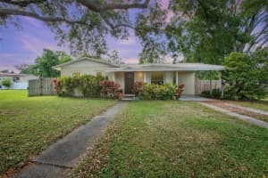 1090 WAKEFIELD CIRCLE, DELTONA, FL 32725 Sold 06/26/25