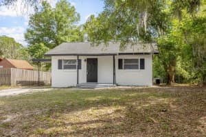 706 FRANKLIN AVENUE, DELAND, FL 32720 Sold 05/13/25