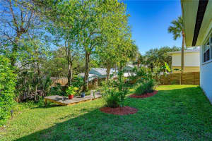 1613 CRESCENT RIDGE ROAD, DAYTONA BEACH, FL 32118 Sold 08/13/25