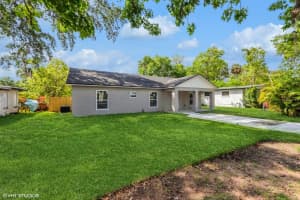 495 6TH STREET, DAYTONA BEACH, FL 32117 - MLS#MFRV4942503