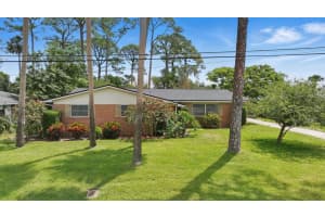 44 Fairway Cir, NEW SMYRNA BEACH