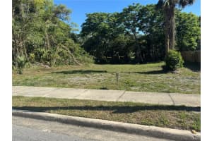 536 HUBBARD AVENUE, DELAND, FL 32720 Sold 12/02/25