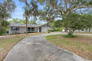 990 FRENCH AVENUE, ORANGE CITY, FL 32763 Sold 11/20/25