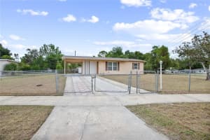 566 FLOYD CIRCLE, DELTONA, FL 32725 Sold 07/15/25