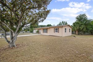 566 FLOYD CIRCLE, DELTONA, FL 32725 Sold 07/15/25