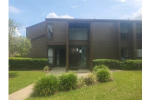 8 Oxford Ln, PALM COAST