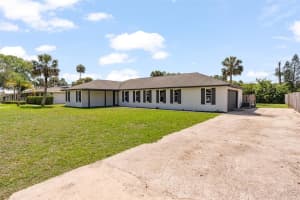 825 Wells Dr, SOUTH DAYTONA