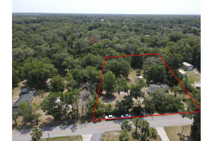 1880 SPARKMAN AVENUE, ORANGE CITY, FL 32763 Sold 07/01/25
