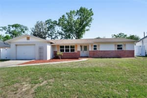 920 Trafalgar St, DELTONA
