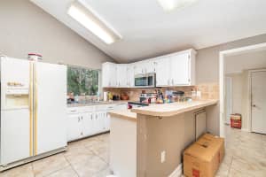 32811 COUNTY ROAD 473, LEESBURG, FL 34788 Sold 08/22/25