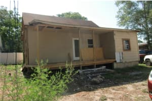 307 S Adelle Ave, DELAND