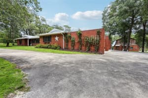 2221 OAK HILL DRIVE, DELAND, FL 32720 - MLS#MFRV4942995