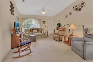 663 LANSDOWNE AVENUE, ORANGE CITY, FL 32763 Sold 08/08/25
