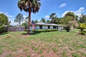 1828 WEST PARKWAY, DELAND, FL 32724 Sold 07/17/25