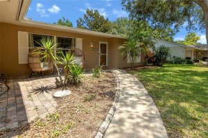 833 LUCERNE CIRCLE, ORMOND BEACH, FL 32174 - MLS#MFRV4943022