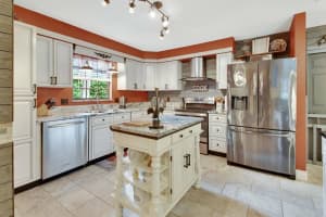535 BLACK IRONWOOD DRIVE, DELAND, FL 32724 Sold 07/15/25