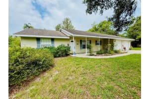 733 E Ohio Ave, DELAND