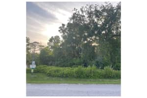 2701 KINGFISHER VILLAGE, DELAND, FL 32720 - MLS#MFRV4943147