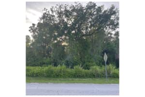 2701 KINGFISHER VILLAGE, DELAND, FL 32720 - MLS#MFRV4943147