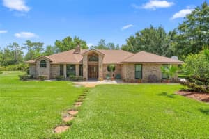 43350 Natchez St, DELAND