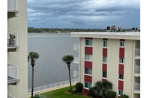 2711 HALIFAX AVENUE, DAYTONA BEACH, FL 32118 - MLS#MFRV4943211