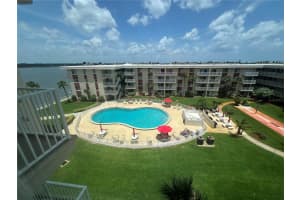 2711 HALIFAX AVENUE, DAYTONA BEACH, FL 32118 - MLS#MFRV4943211