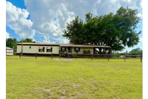 44645 Misty Isle Dr, DELAND