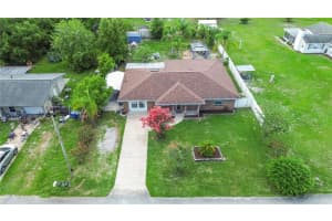 1702 PALMETTO AVENUE, DELAND, FL 32724 - MLS#MFRV4943299