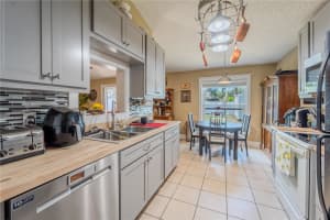 3013 HUNKIN CIRCLE, DELTONA, FL 32738 Sold 08/07/25