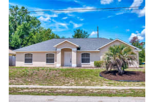1104 W Seagate Dr, DELTONA