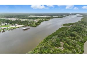 317 RIVER FRONT WAY, EDGEWATER, FL 32141 - MLS#MFRV4943368