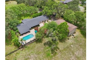 1555 Mercers Fernery Rd, DELAND