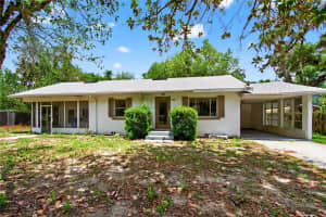 240 Deerfoot Rd, DELAND