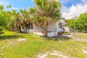 1305 ARROYO PARKWAY, ORMOND BEACH, FL 32174 Sold 07/25/25